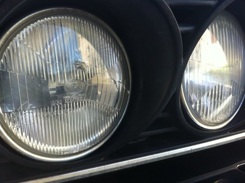 optique avant droit bmw 628 jf.jpg