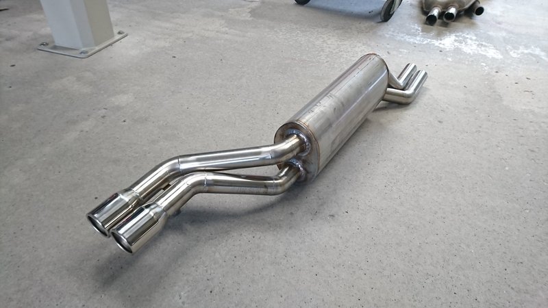 SILENCIEUX INOX 635.jpg