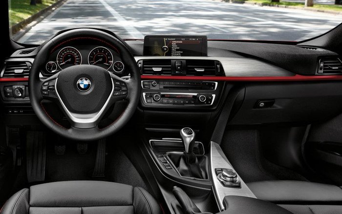 officiel-nouvelle-bmw-serie-3-interieur-noir-lm-10060.jpeg