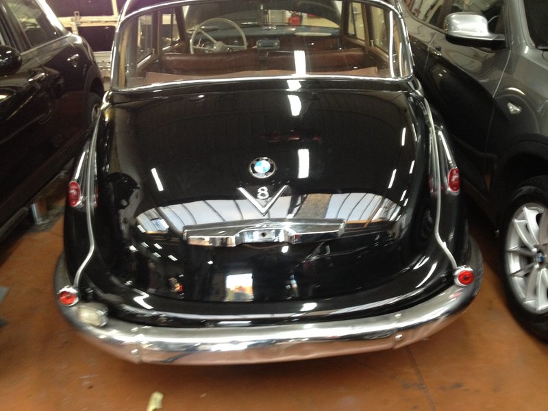 BMW 502 Arriere.jpg