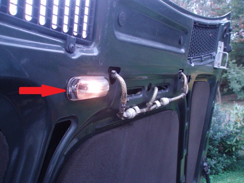 Eclairage capot avant.jpg